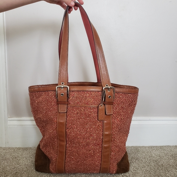 COACH Hampton Tweed Coral/Cream/Tan with Leather Trim and Suede Corners - Picture 2 of 7